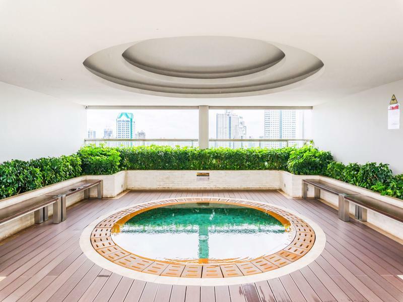 The Address Sathorn By Favstay Банкок Екстериор снимка