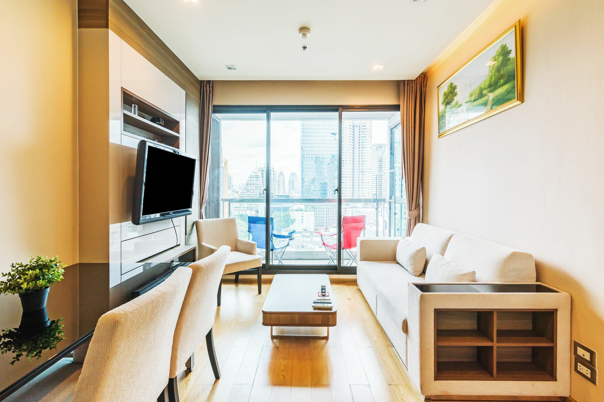 The Address Sathorn By Favstay Банкок Екстериор снимка