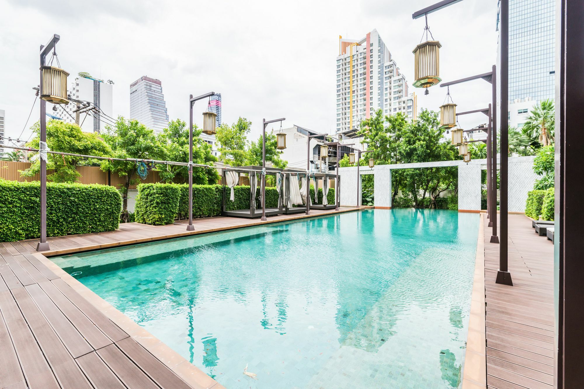 The Address Sathorn By Favstay Банкок Екстериор снимка